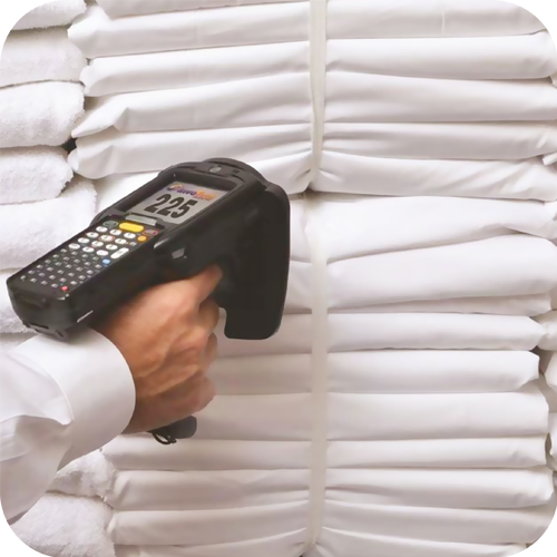 Công nghệ RFID giúp quản lý cho khách sạn, giặt ủi chip-the