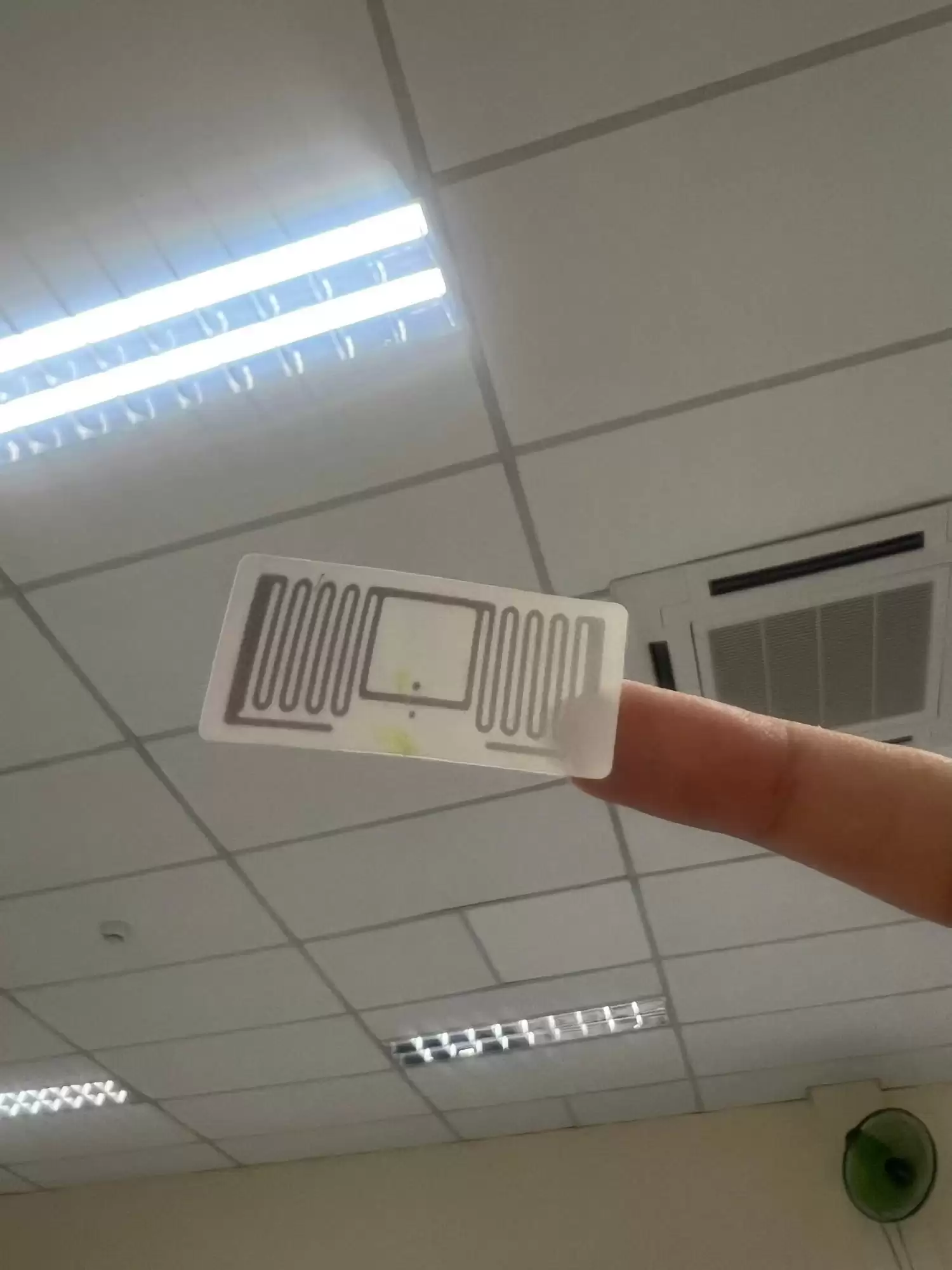 GIẢI PHÁP QUẢN LÝ NHÀ SÁCH TẠI SAIGON OXFORD BOOKSTORE – MENAS MALL SAIGON AIRPORT